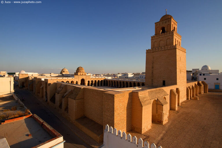 The Do’s and Don’ts in Islamic Culture: Navigating the Path of Respect and Understanding