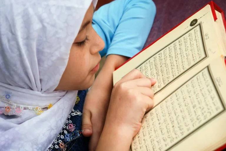 The Do’s and Don’ts in Islamic Culture: Navigating Professional Environments