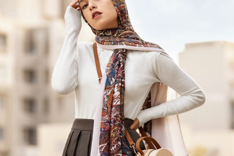 #What Do Muslims Wear? Understanding Traditional Islamic Clothing